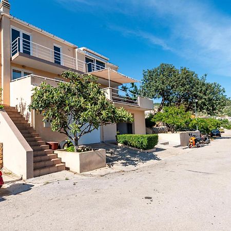 Stunning Apartment In Vela Luka With Wifi Ngoại thất bức ảnh