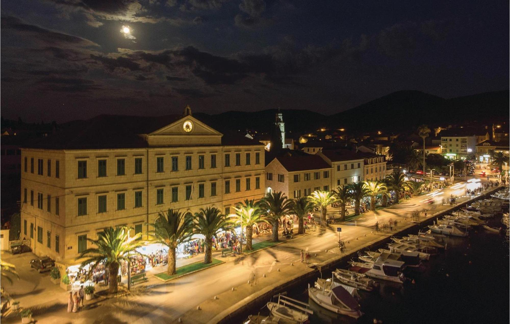 Stunning Apartment In Vela Luka With Wifi Ngoại thất bức ảnh